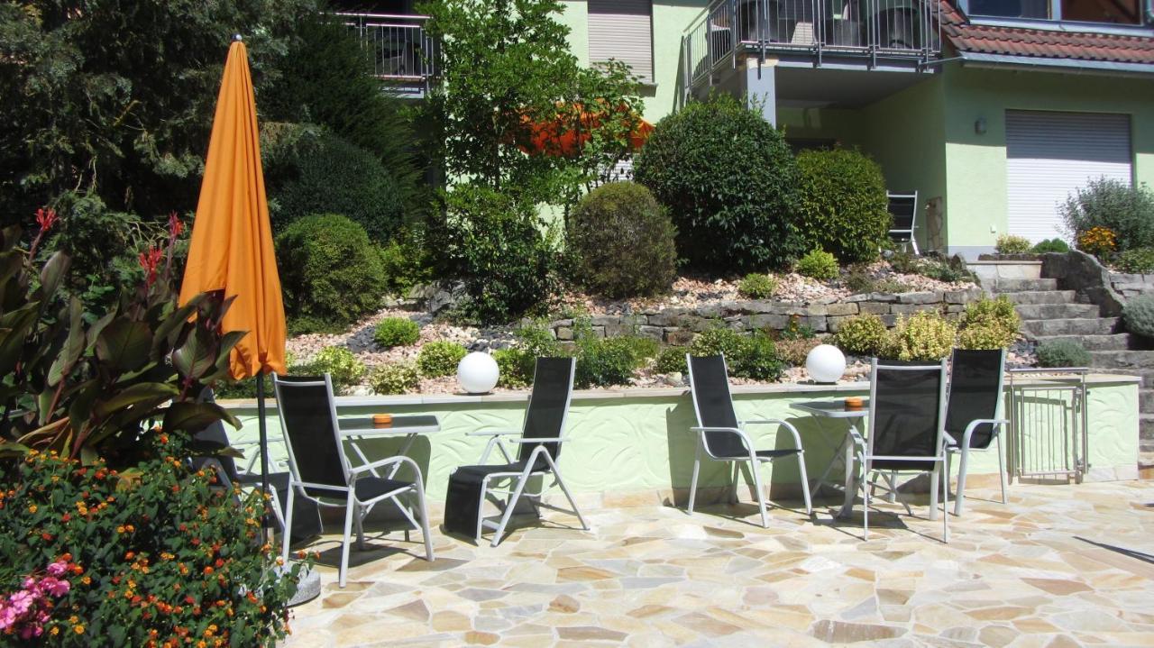 Pension Am Weinberg Bed & Breakfast Mainstockheim Екстериор снимка