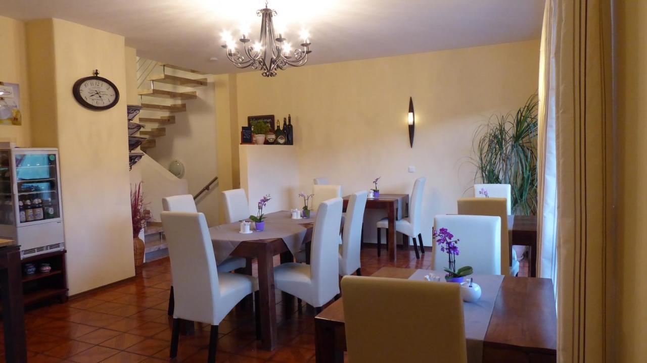 Pension Am Weinberg Bed & Breakfast Mainstockheim Екстериор снимка